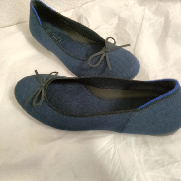 ROTHY’S Comfort Shoes dark Navy  Classic Ballet  Rounded Toe Sz 6 - Picture 2 of 15